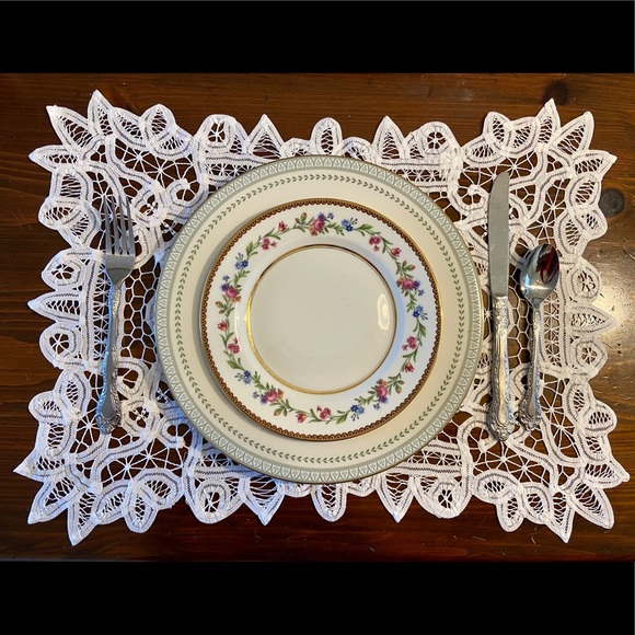 Vintage Royal Doulton BERKSHIRE Plates set of 2 - Picture 3 of 8